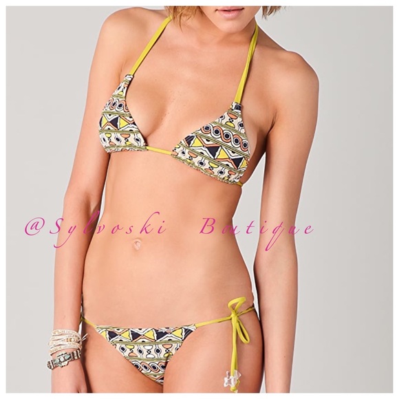 Tigerlily Other - 🔥Tigerlily 2 Piece Swimsuit Set NWT